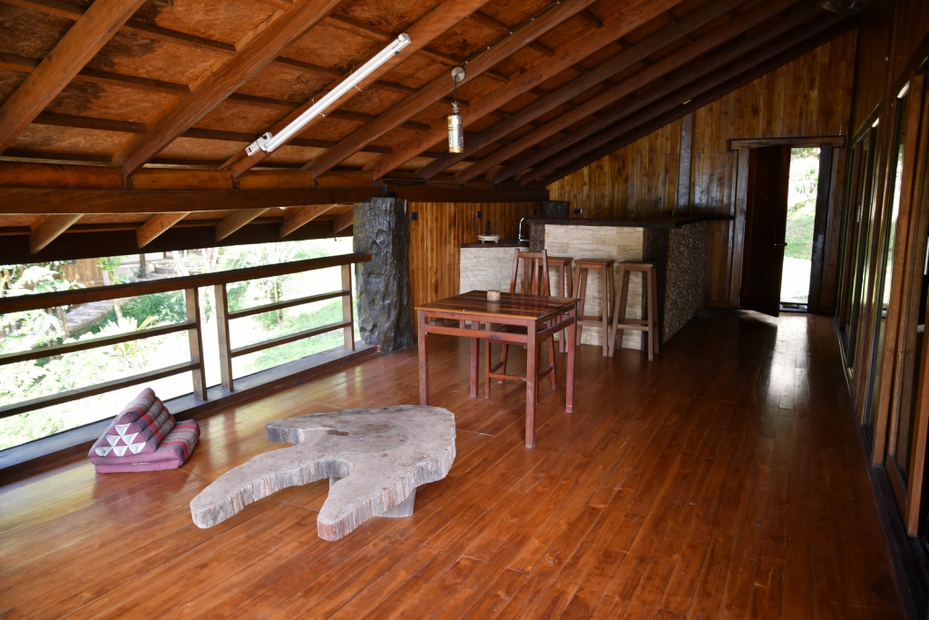 Deluxe Bungalow