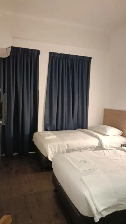 Classic Double room with balcony (twin beds)