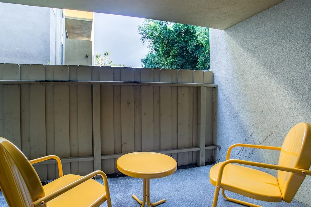 WanderJaunt - Apts in Pacific Beach