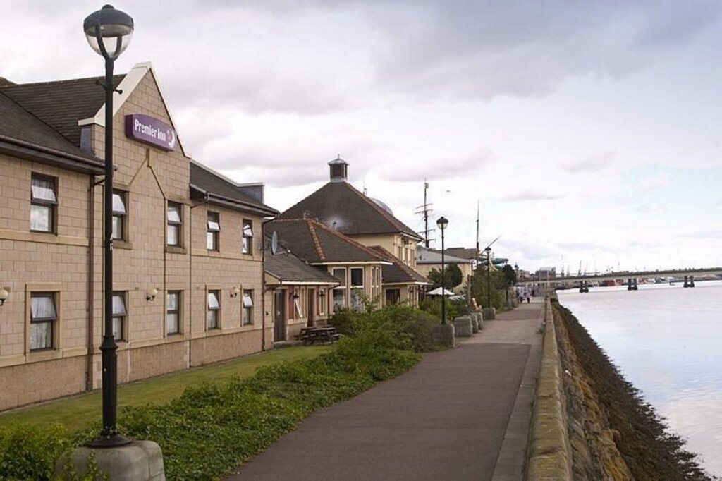 Premier Inn Dundee Centre hotel image