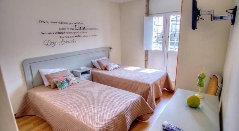 Hotel os Poetas by null