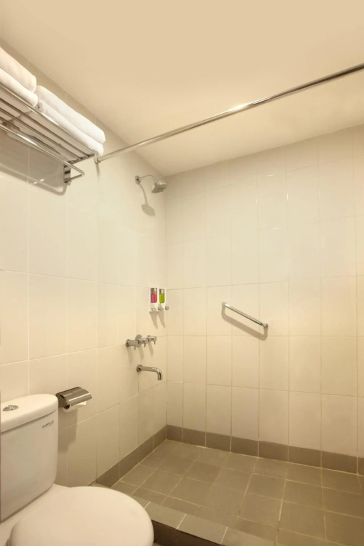 Amaris Hotel Serpong - Tangerang - фото 8