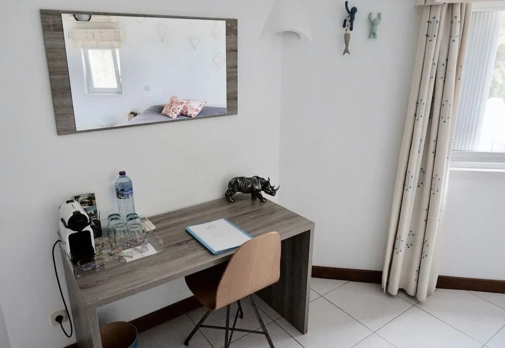 The White House - Boutique Villa - фото 11