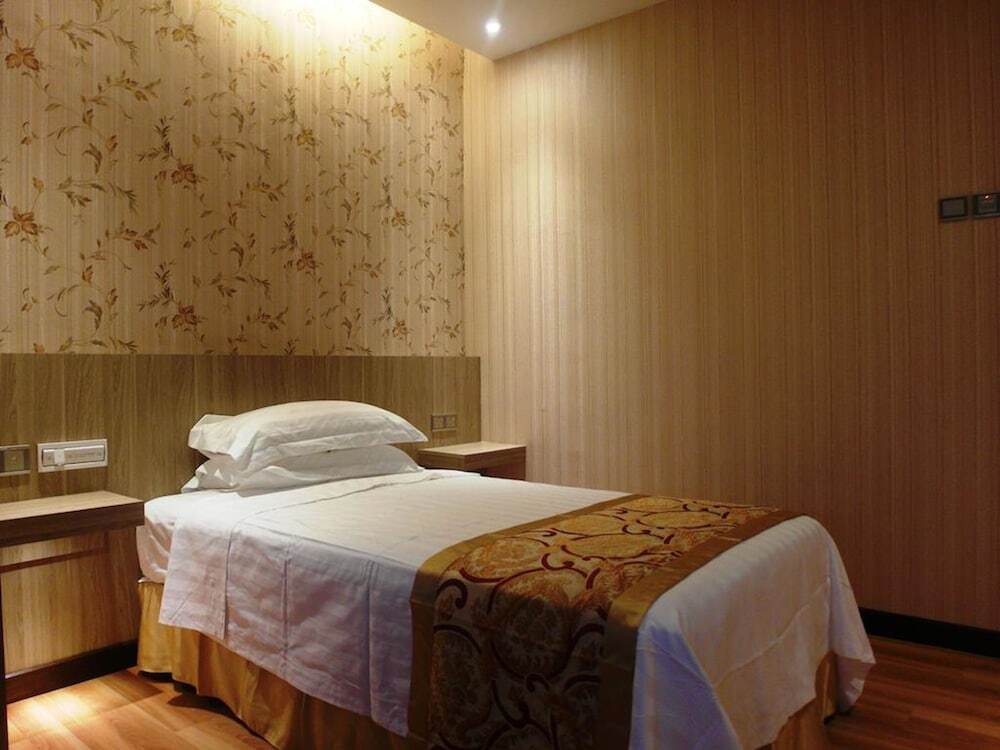 Mandarin Hotel