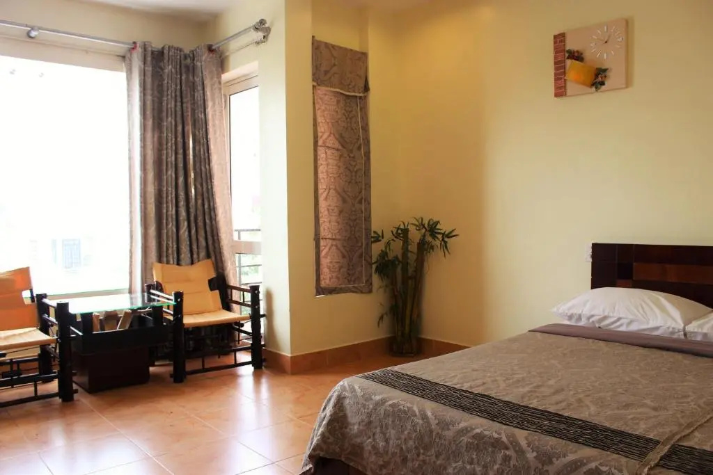 Deluxe Double room (full double bed)