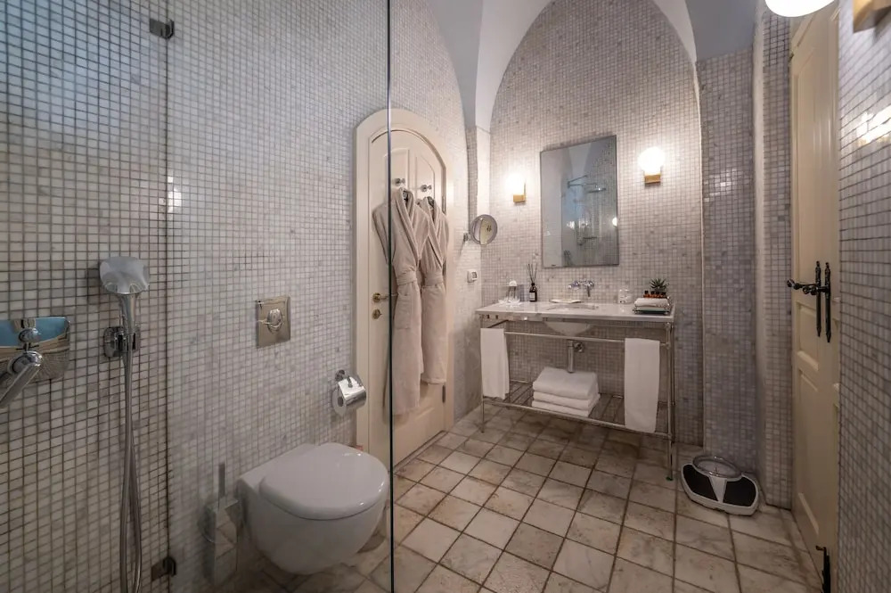 Двухместный люкс Grand двуспальная кровать в The Drisco Hotel Tel Aviv - Relais & Chateaux
