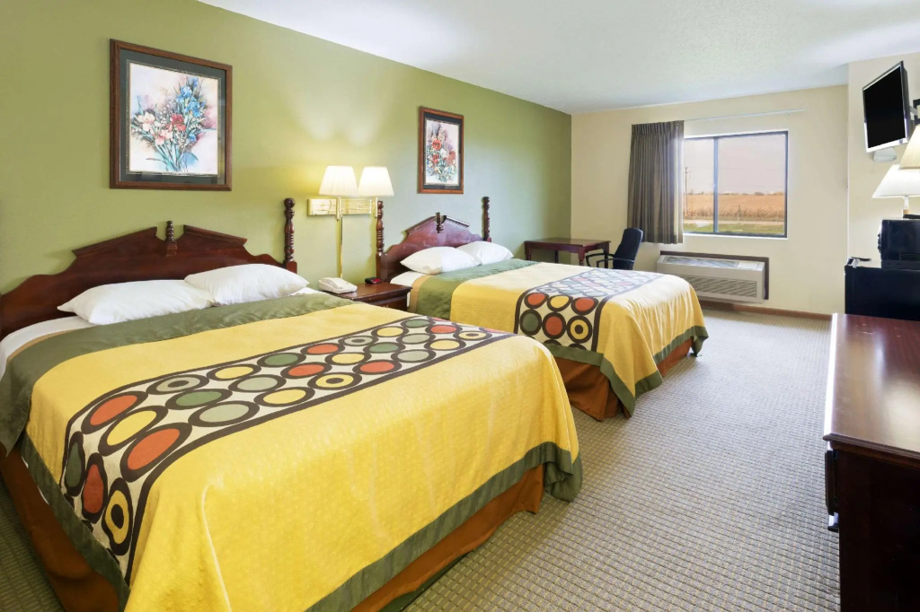 Standard Quadruple room