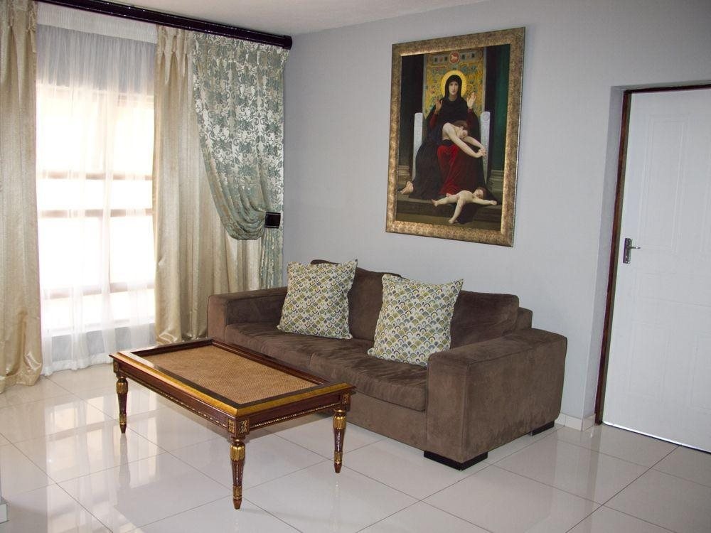Dakarai B&B — 2