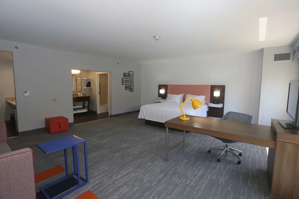 Hotel photo 12