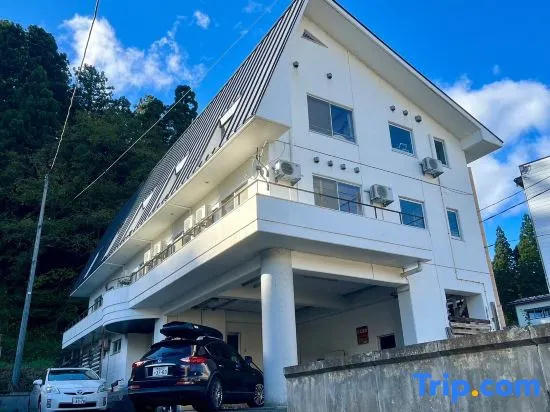 Conveniently located 3 minutes walk from Echigo Yu in Yuzawa