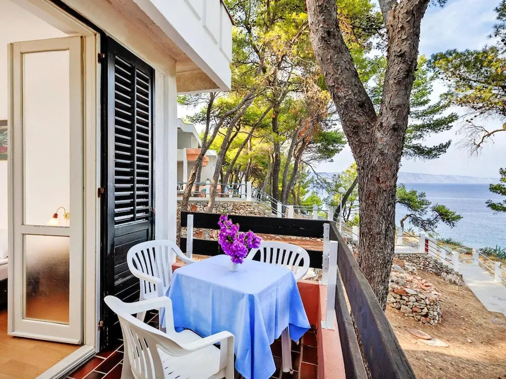 Elegant Resort Stay for 4 in Jelsa