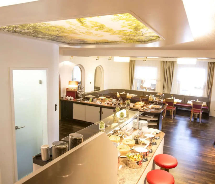 Hotel photo 10