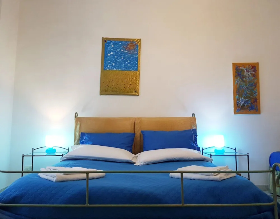 Standard Triple room with balcony