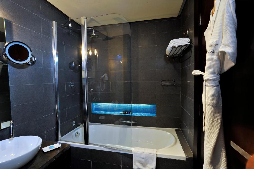 Hues Boutique Hotel