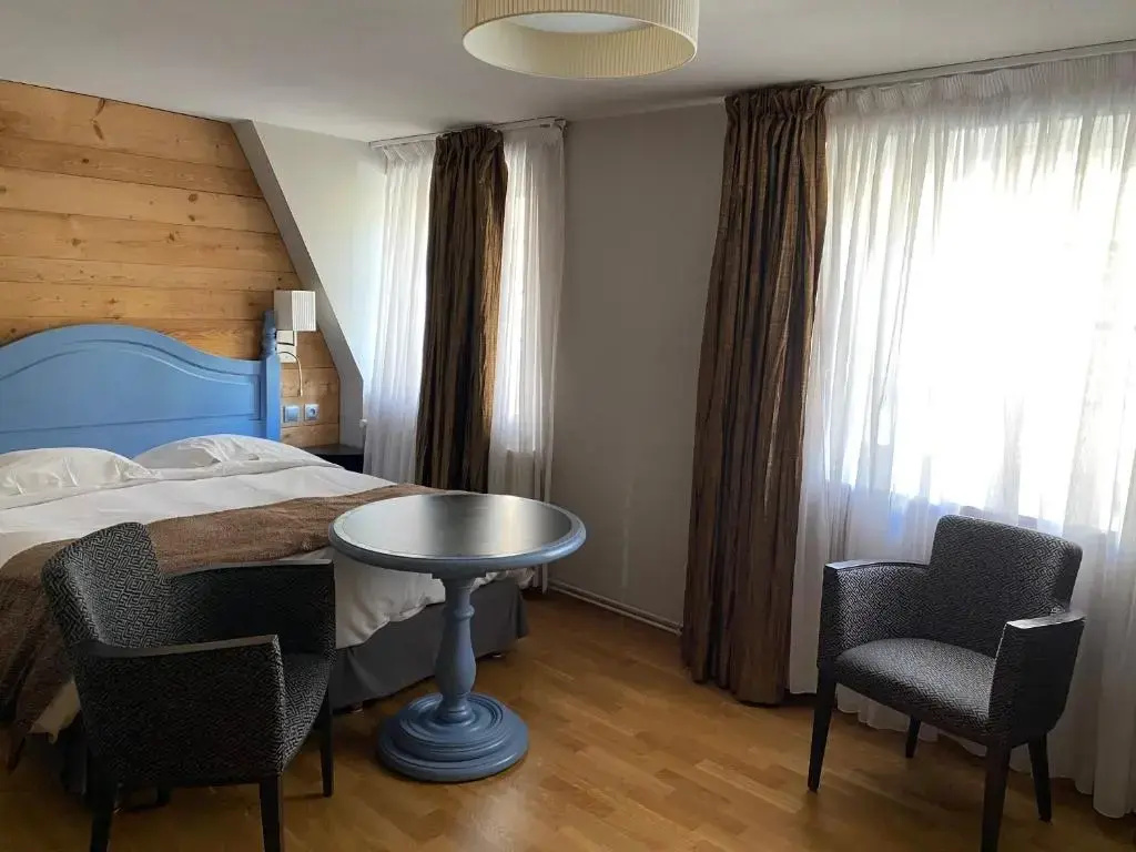 Superior Double room (full double bed)