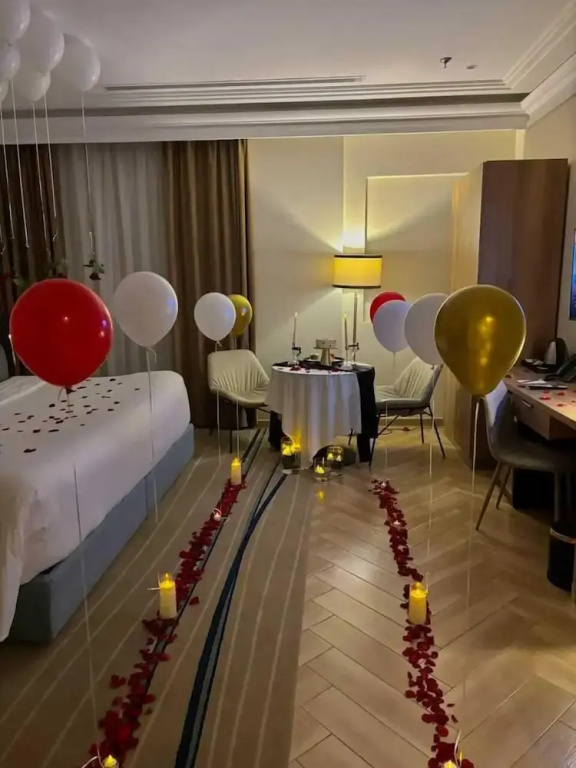 Deluxe Double room (full double bed)