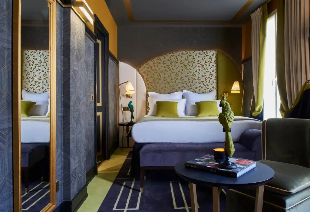 Deluxe Double room with balcony (full double bed)