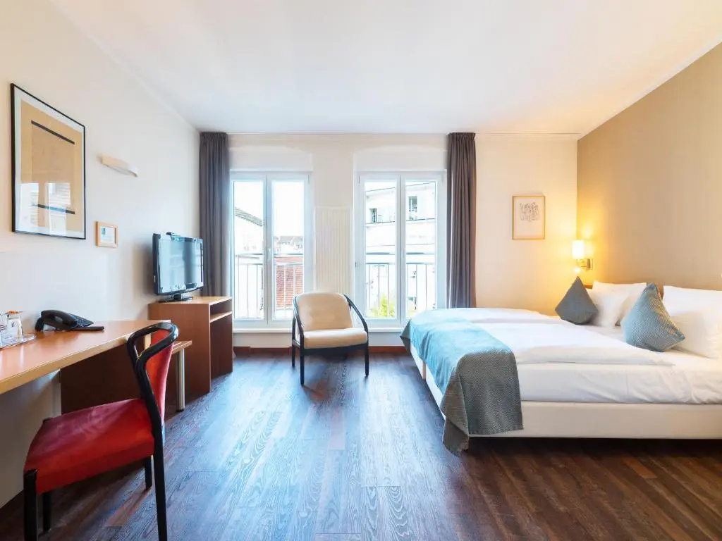 Standard Double room (full double bed)