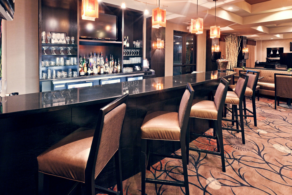 Holiday Inn Hotel & Suites Tulsa South by IHG - Général