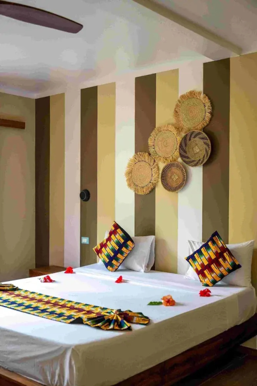 Standard Double room with balcony (full double bed)