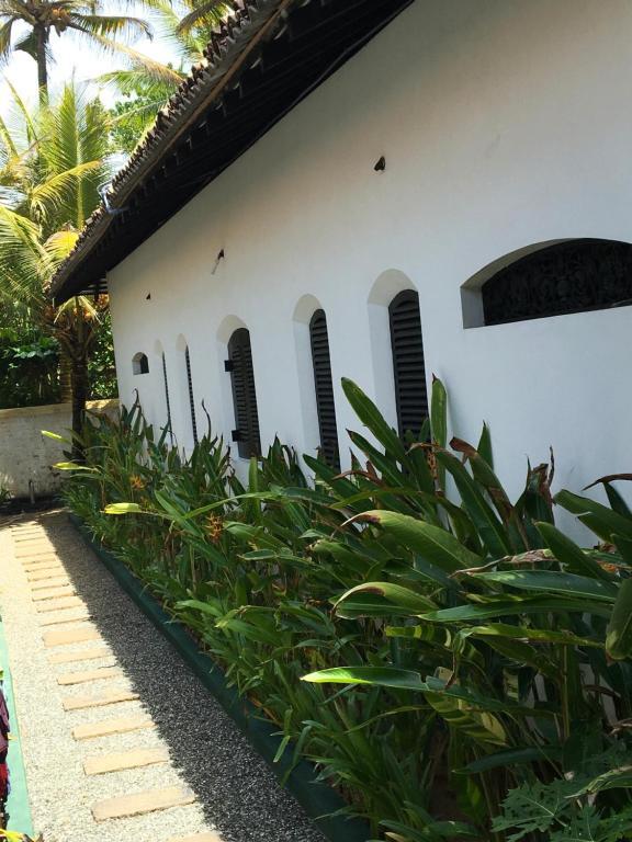 Villa Tissa Beach Resort