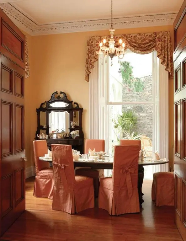 Knockeven House - Général