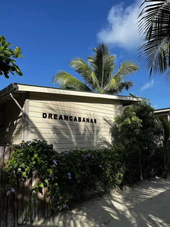 Dream Cabanas