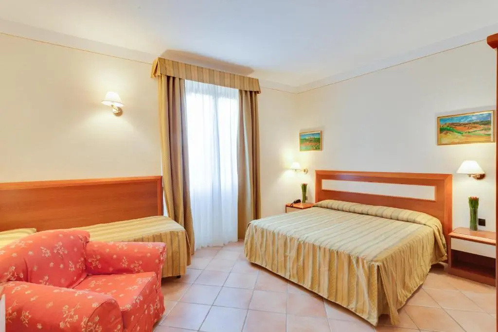 Triple room