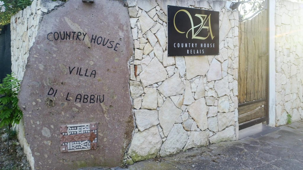 VILLA di LABBIU RESORT DESIGN & IL SUO SALOTTO FOOD GOURMET EXPERIENCE