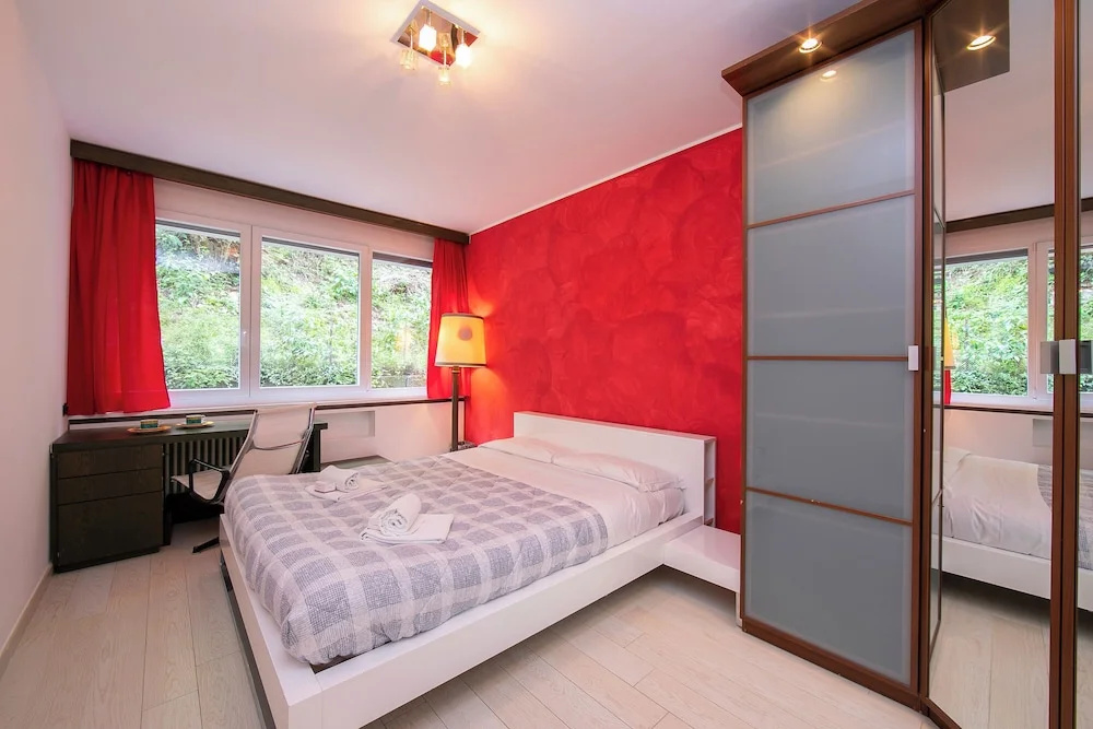 Family Apartment with balcony