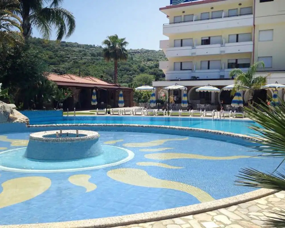 Hotel photo 14