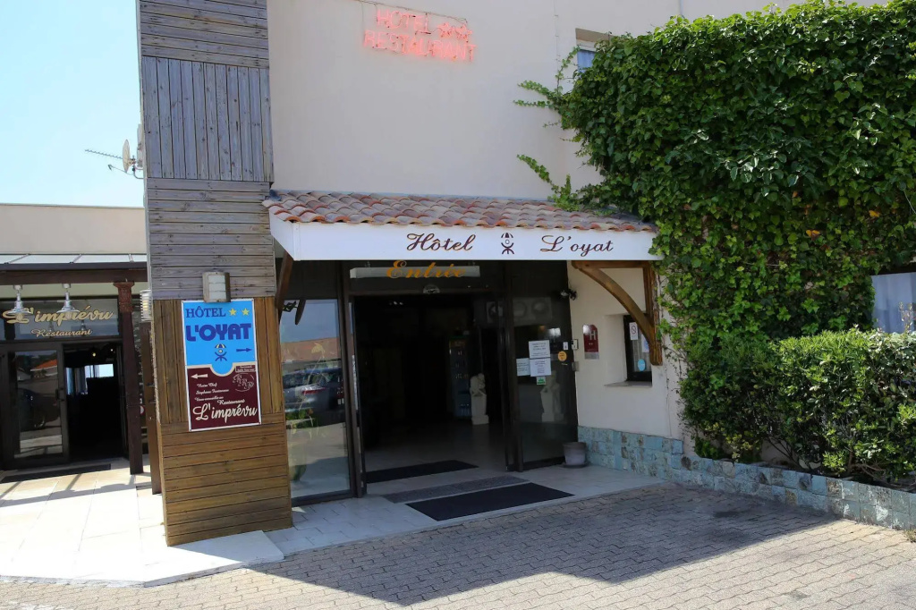 Voir la photo 1 — L'Oyat