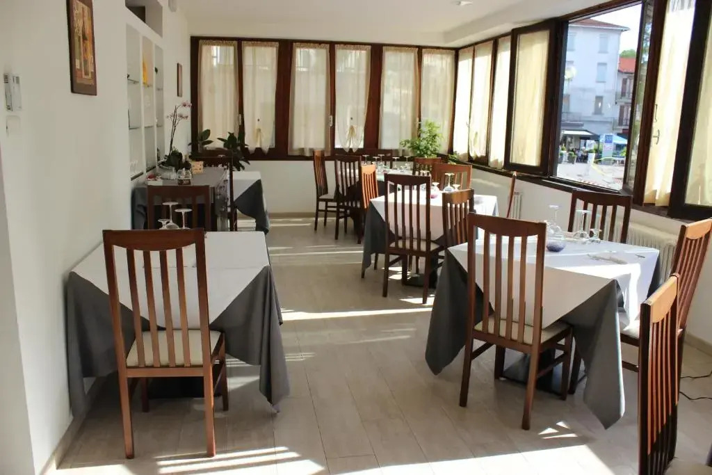 Albergo Ristorante Bismantova by null