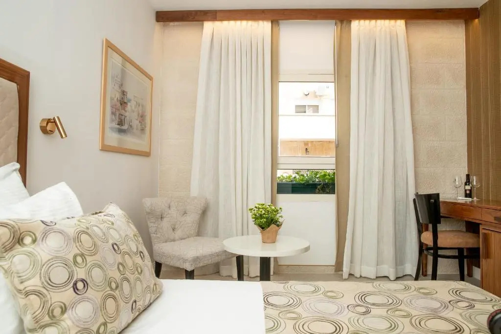 Standard Double room (twin beds)