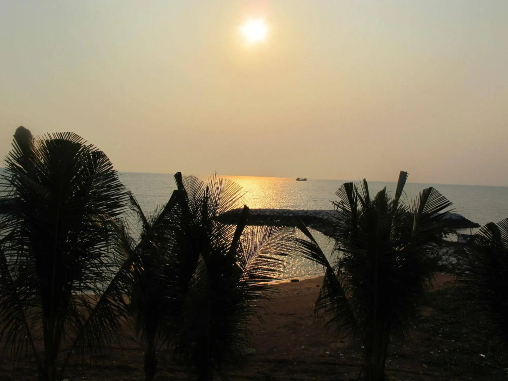 Nantra Pattaya Baan Ampoe Beach - Général