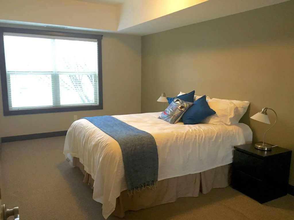 Silver Rock Condos - фото 14