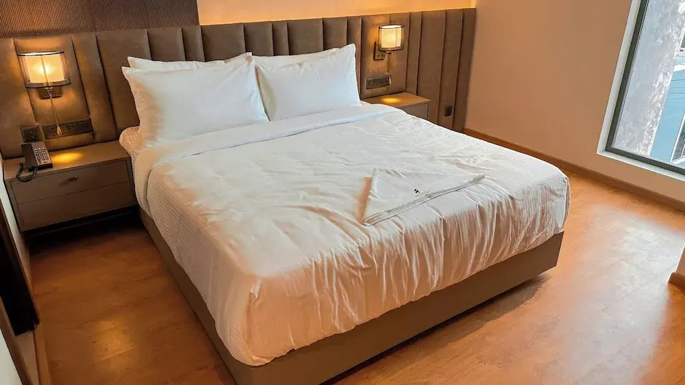 Executive Double room (full double bed)