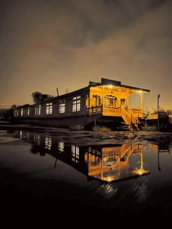 Houseboat Nairobi by OYO Rooms