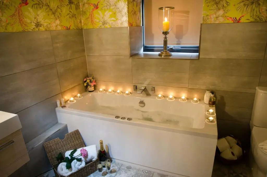 Lymestone Boutique Accommodation - Chambres