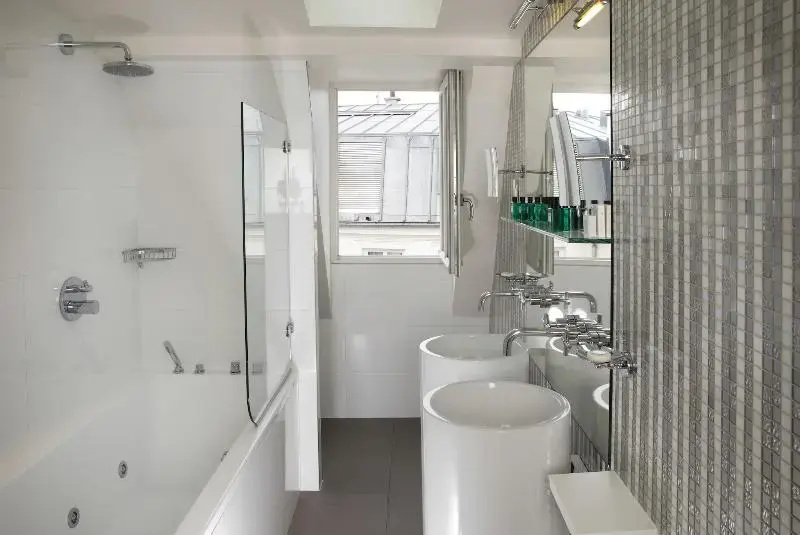 Hotel R de Paris 118