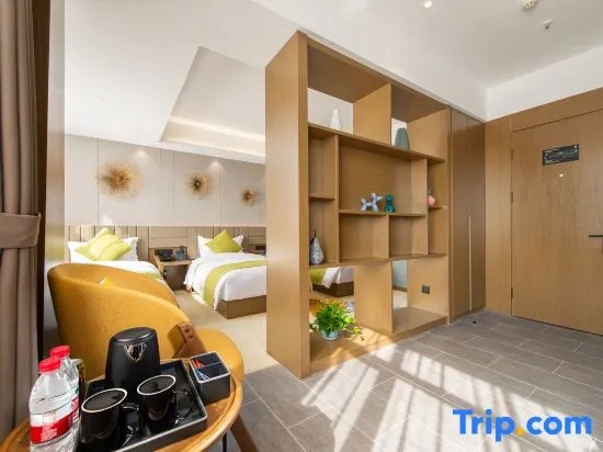 Deluxe Family room