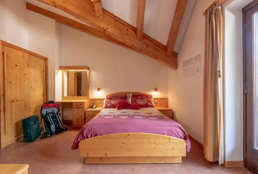 Deluxe Double room full double bed