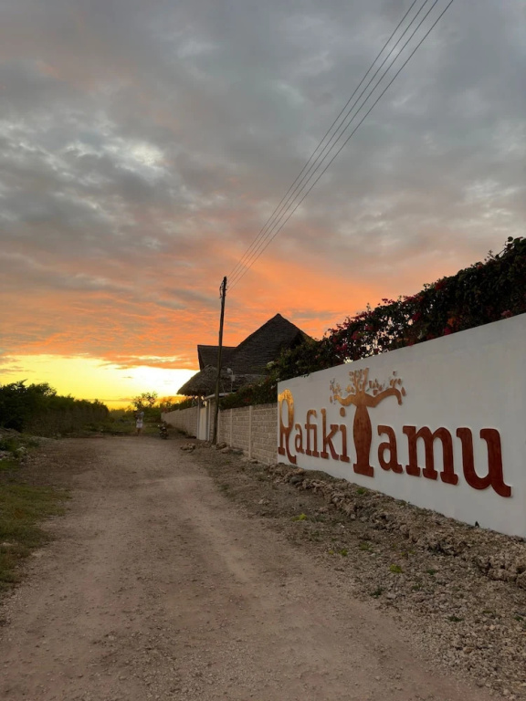 Rafiki Tamu Residential Resort