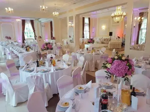 Riverside Hotel - Général