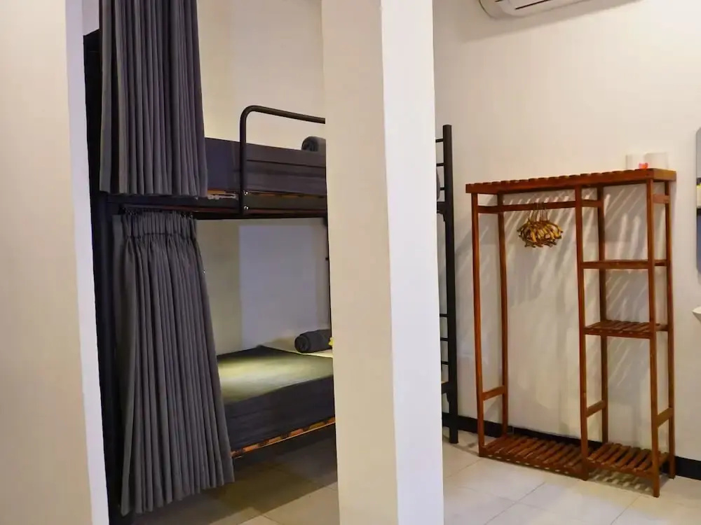 Summer of Surf Hostel Uluwatu