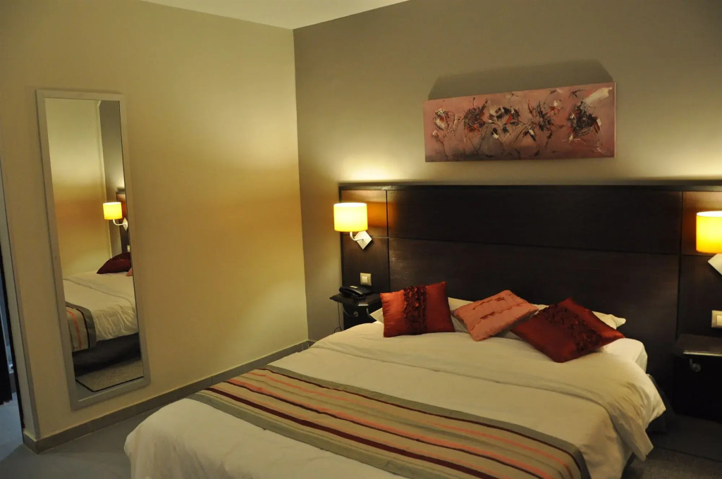 Hotel Farid by null