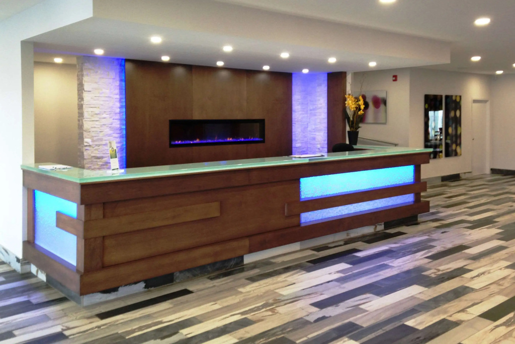 Lobby & Reception