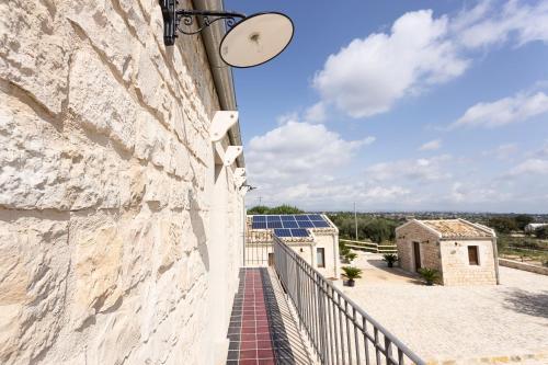 gallery_image_hidden_21