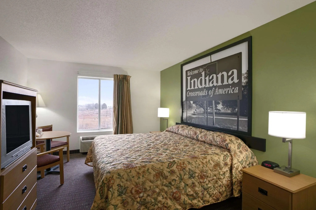 Standard Double room (full double bed)