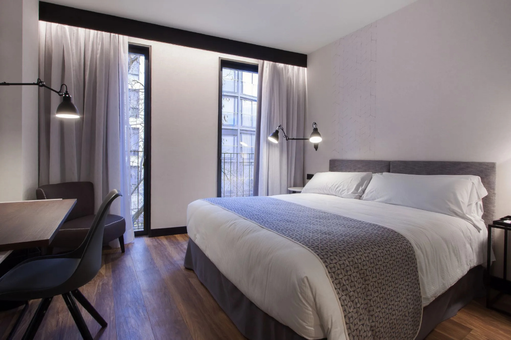 Radisson Blu 1882 Hotel, Barcelona Sagrada Familia — фото